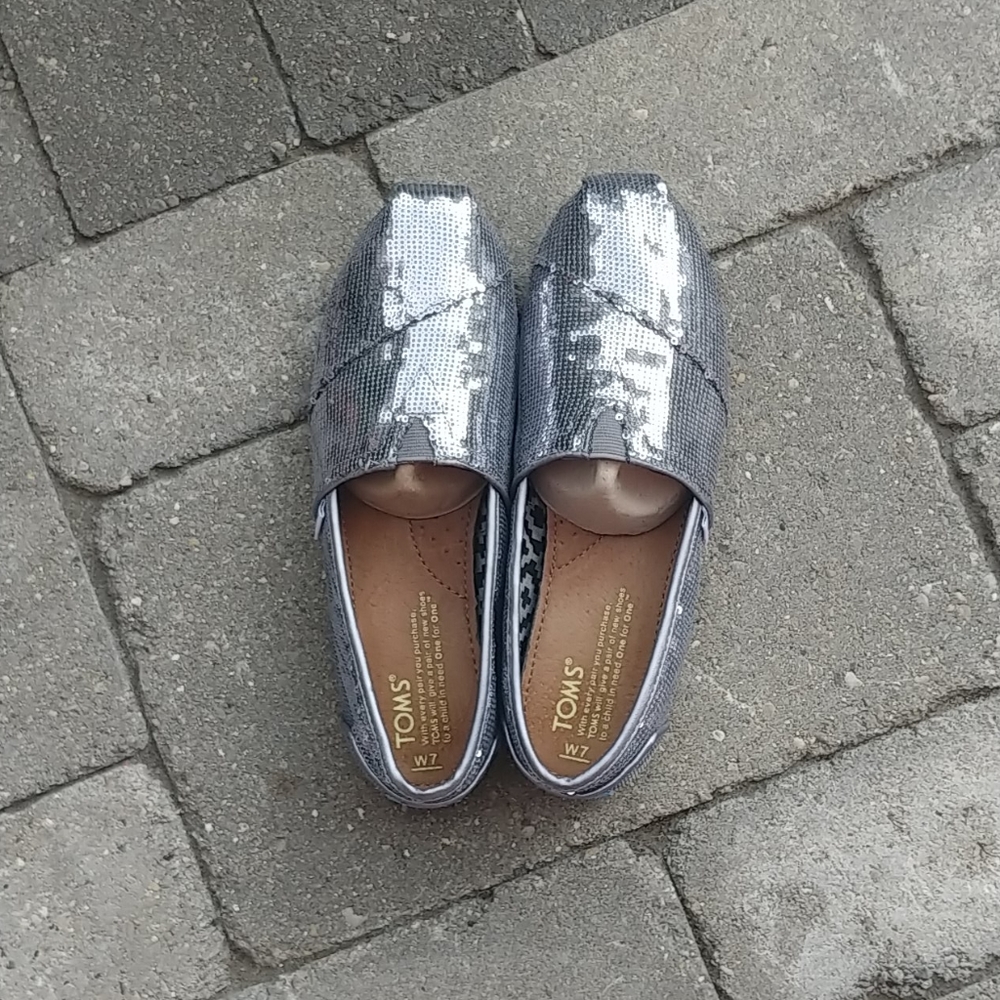 ❌SOLD❌TOMS Sequins Slip On